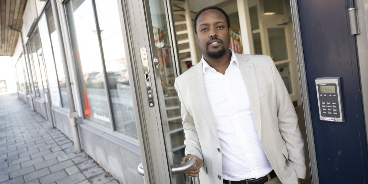 Ahmed Abdirahman, vill slå ett slag mot fördomar och främha kompetensbaserad rekrytering.